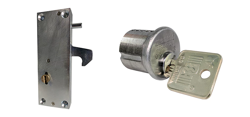 RR Fence Gates Brink Locks Repair in Bell Gardens, California